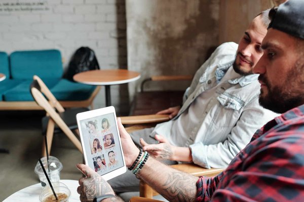 èMeilleur site de rencontre adultre : conseils pour se faire remarquer