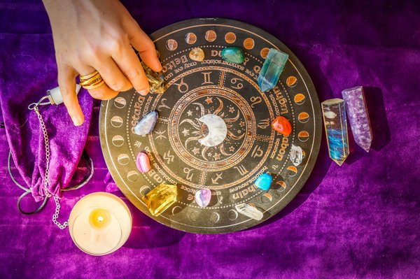 Découverte de l'astrologie avec astro genius : analyses précises et rapides